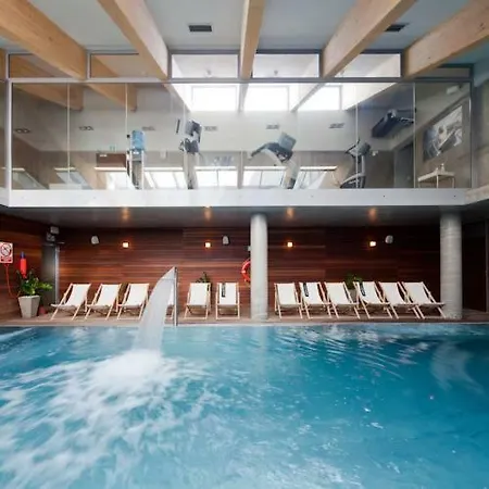 Apartament W *